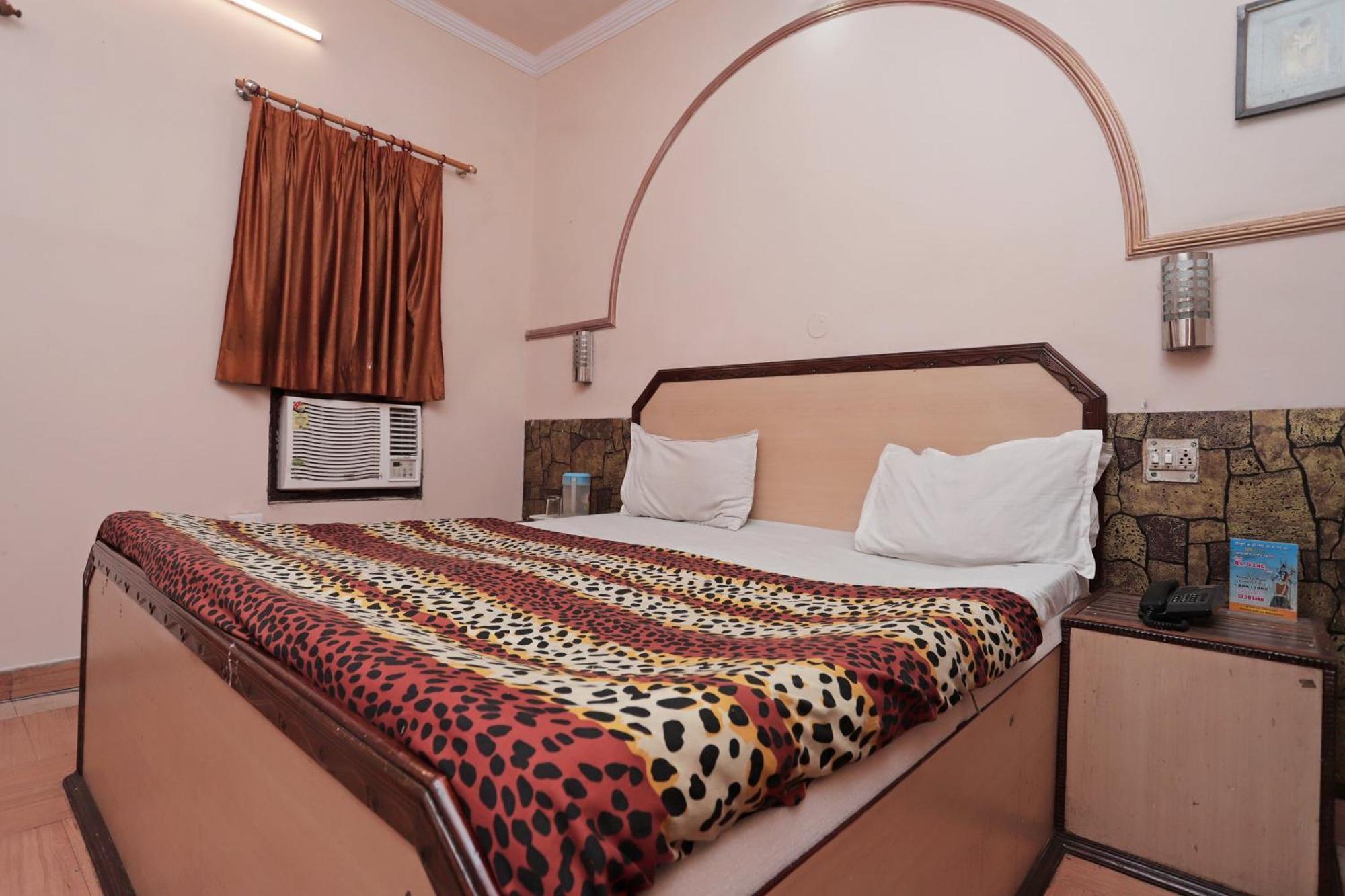 Narayani Guest House By Grb Kankhal Екстериор снимка